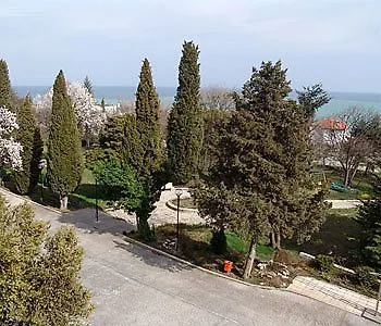 Strandja Hotel 3*